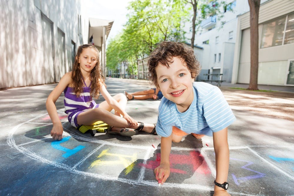 kids=playing=outdoor-homeschool-phonics-games 