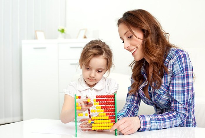 develop early maths skills