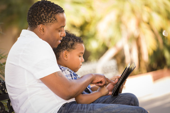 Parents can help kids learn to read with an ABC Reading Eggs free trial.